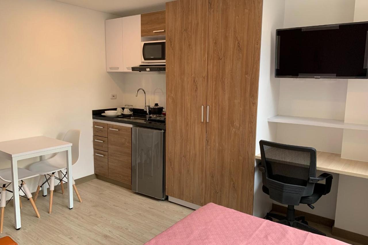 Aparta Estudios Connect Apartment *