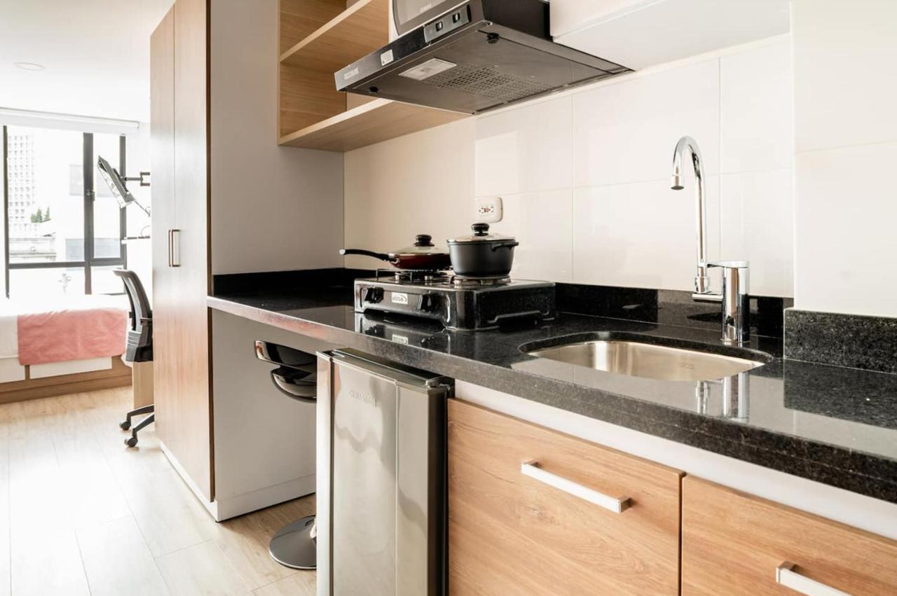 Aparta Estudios Connect Apartment