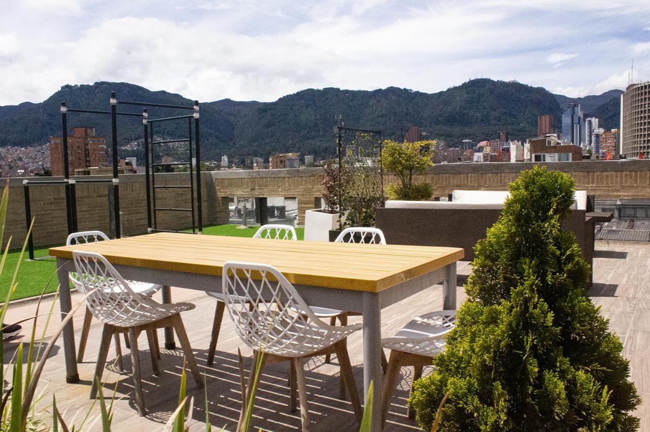 Aparta Estudios Connect Apartment Bogota