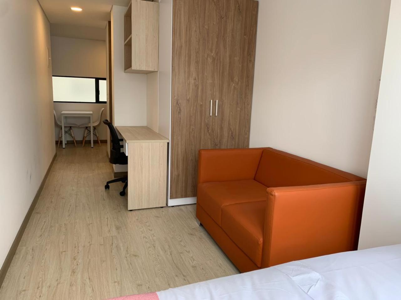 Aparta Estudios Connect Bogotá